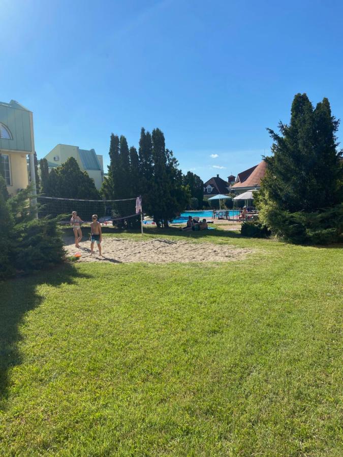 Blathy Apartman Siófok Eksteriør billede