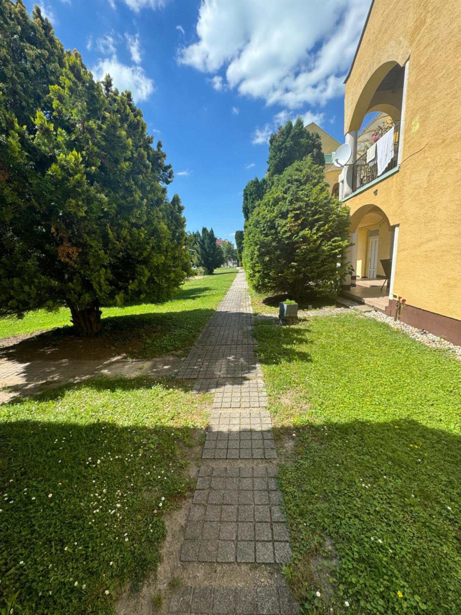 Blathy Apartman Siófok Eksteriør billede